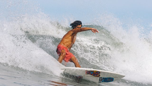 Surfing-994.jpg